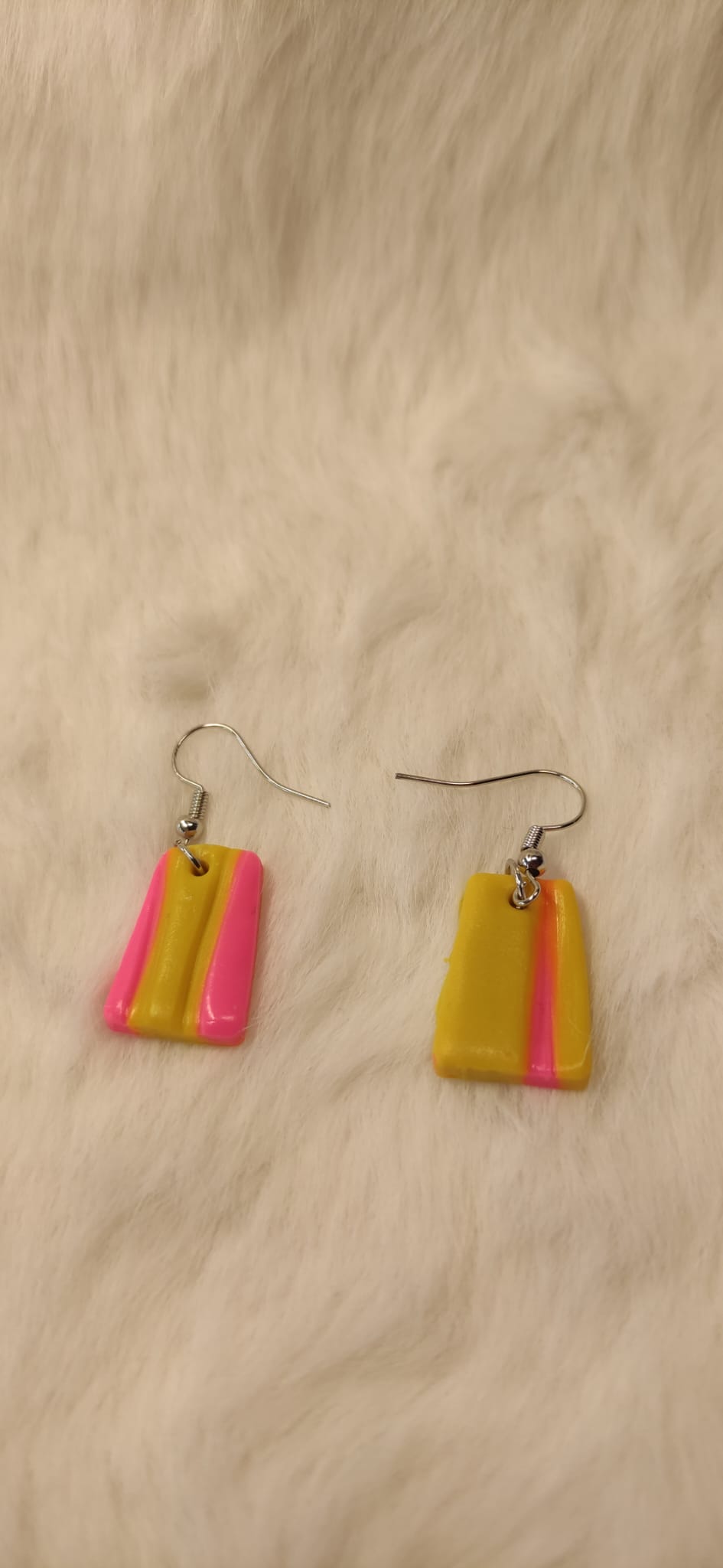 Fel geel roze hangers - 2 varianten