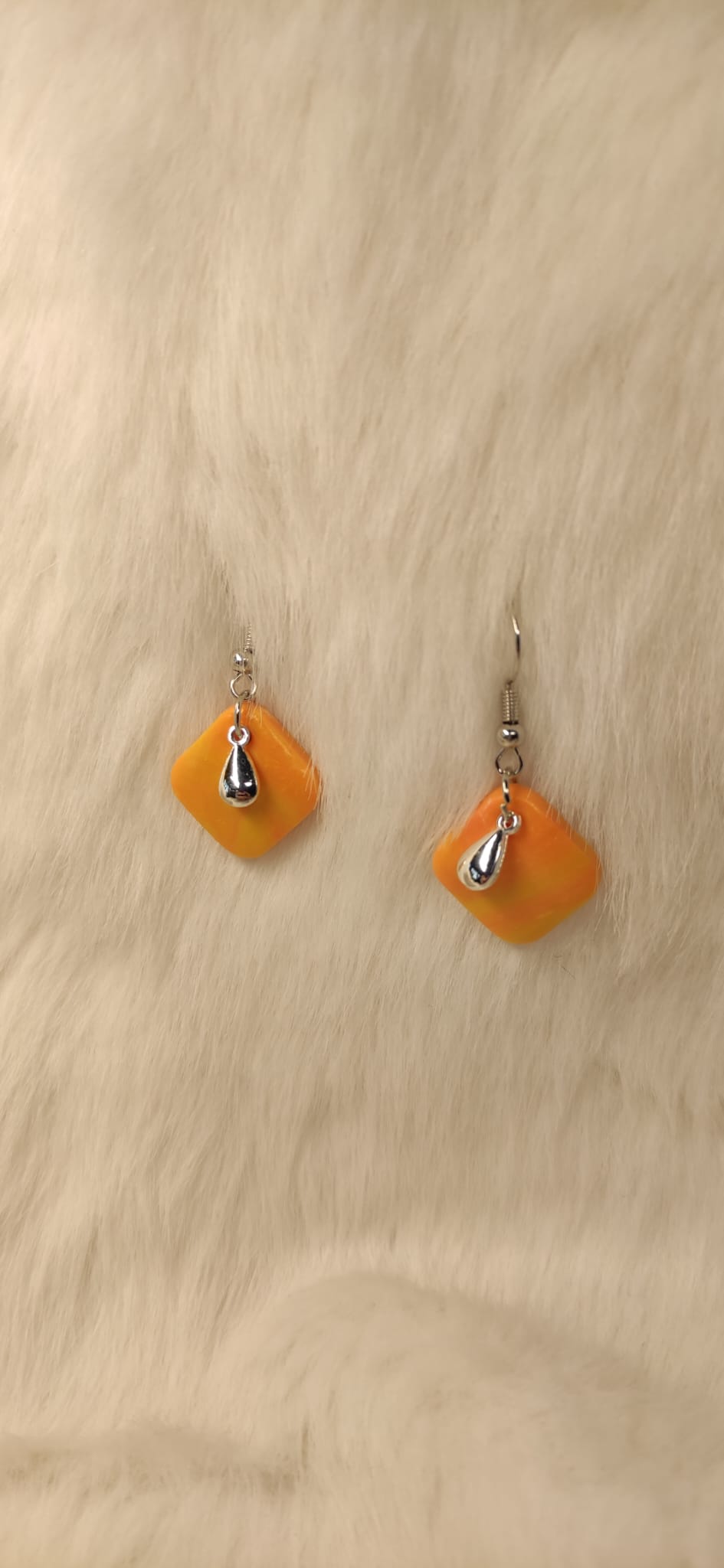 Geel oranje praaltjes