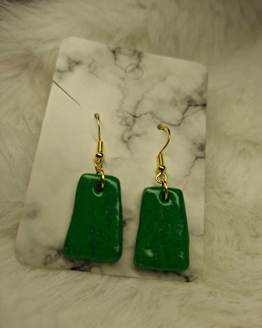 Smaragdgroene hangertjes
