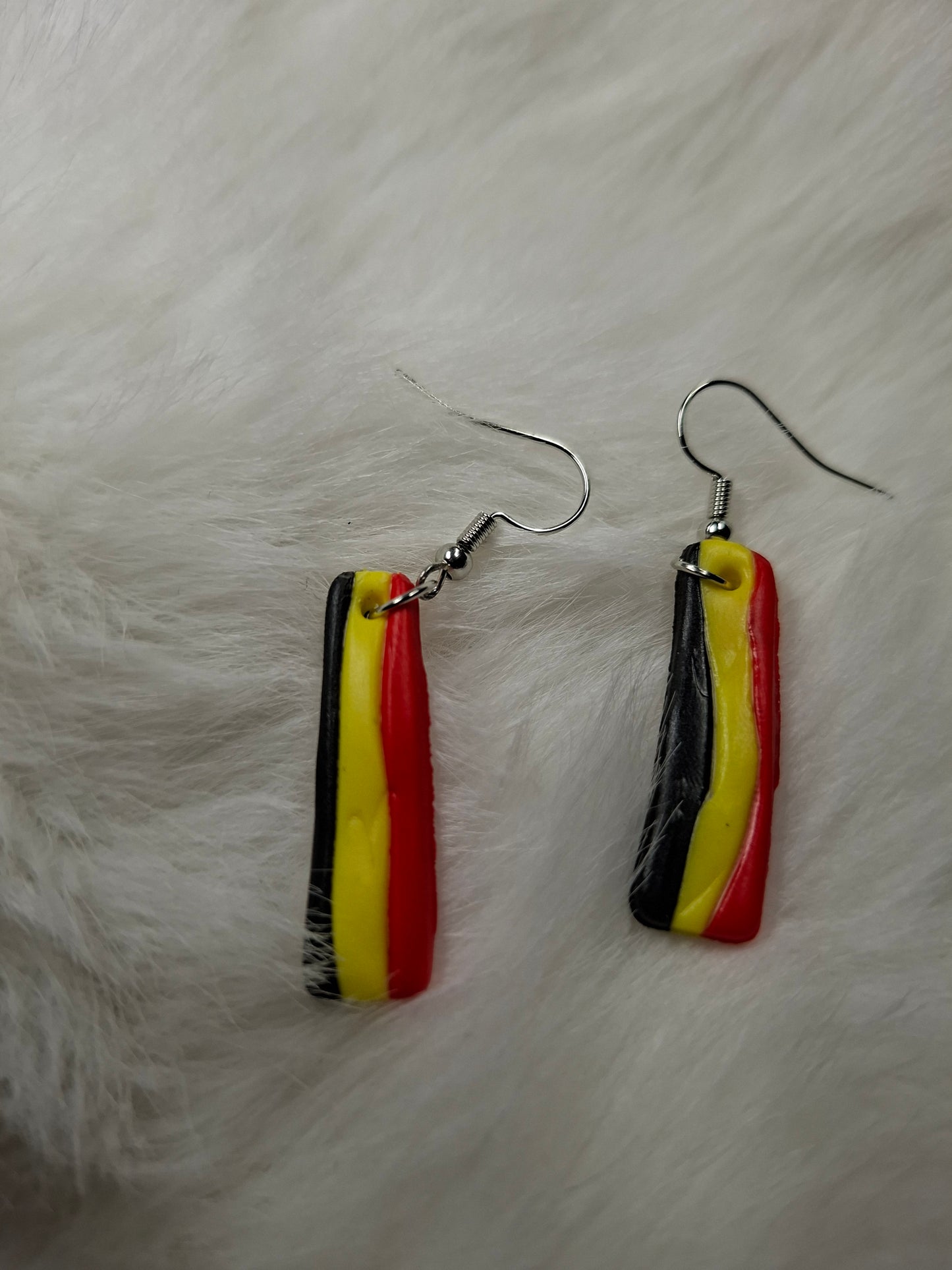 Belgische 3 kleur strepen oorbellen (verschillende varianten)