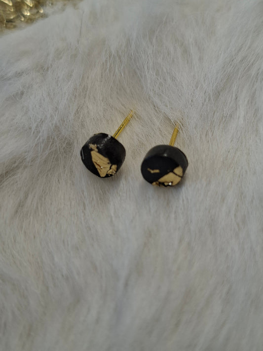 mini zwarte stekertjes met goud