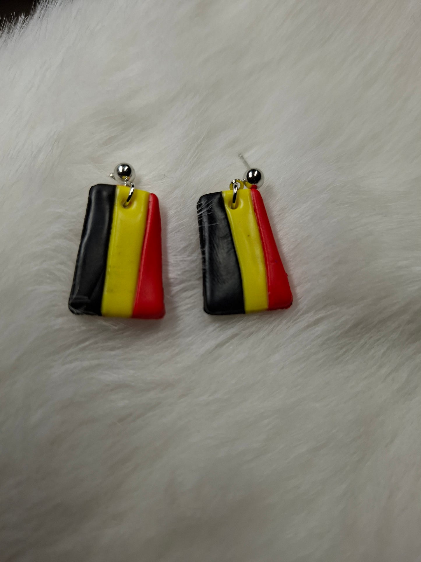 Belgische 3 kleur strepen oorbellen (verschillende varianten)