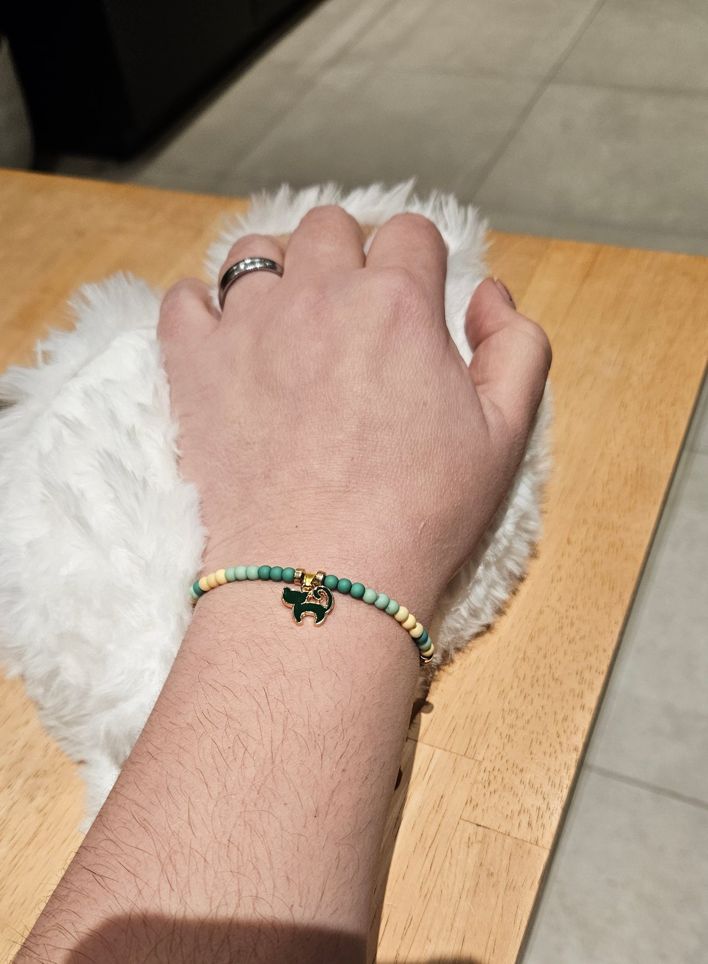 Armband green kittycat